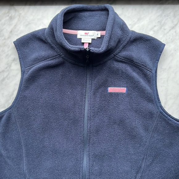 Navy Blue Vineyard Vines Vest - Picture 1 of 6